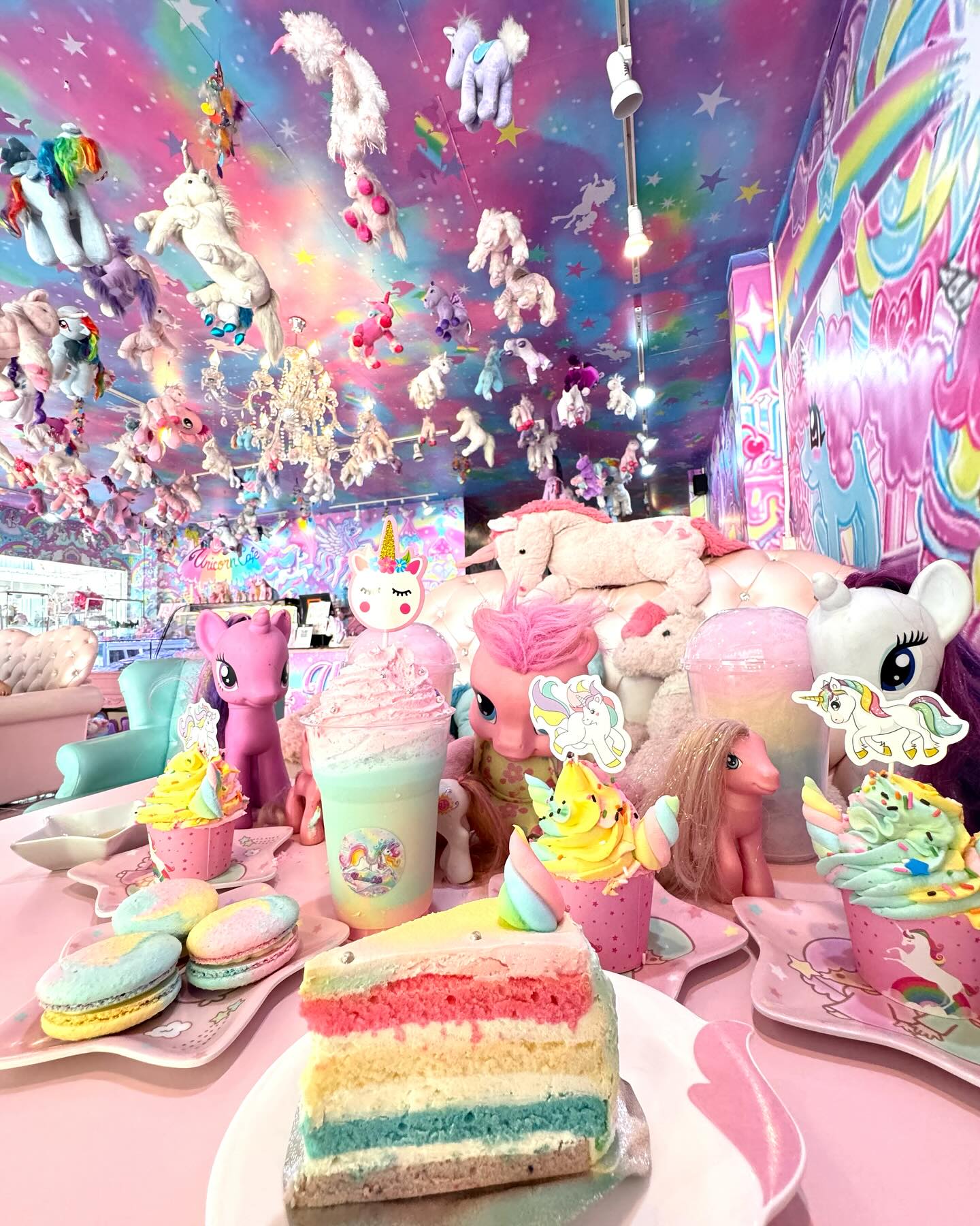 Unicorn Cafe