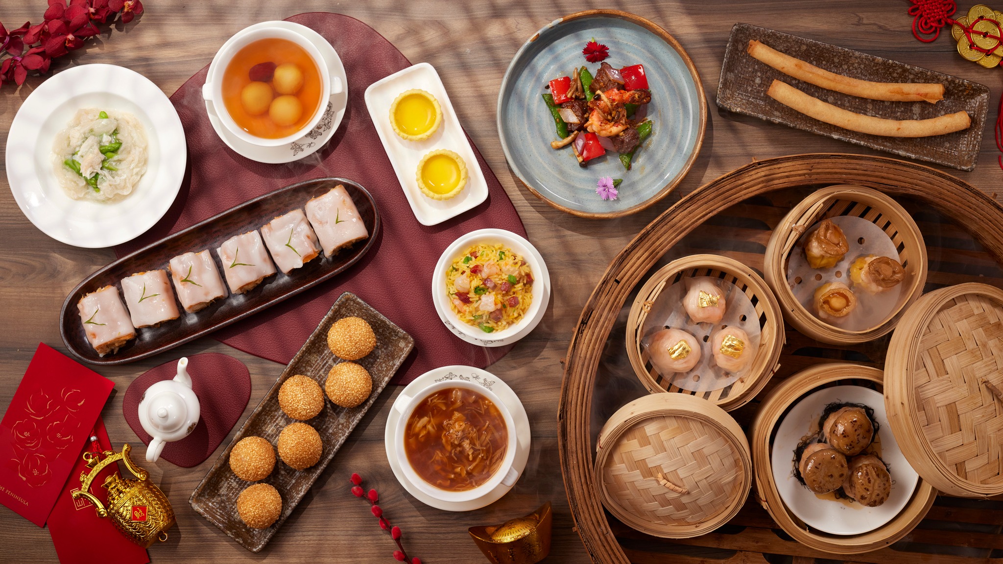 Indulge in the flavours of prosperity and happiness with our Chinese New Year dim sum set menu, meticulously handcrafted and using the finest ingredients to elevate your Lunar New Year celebrations.