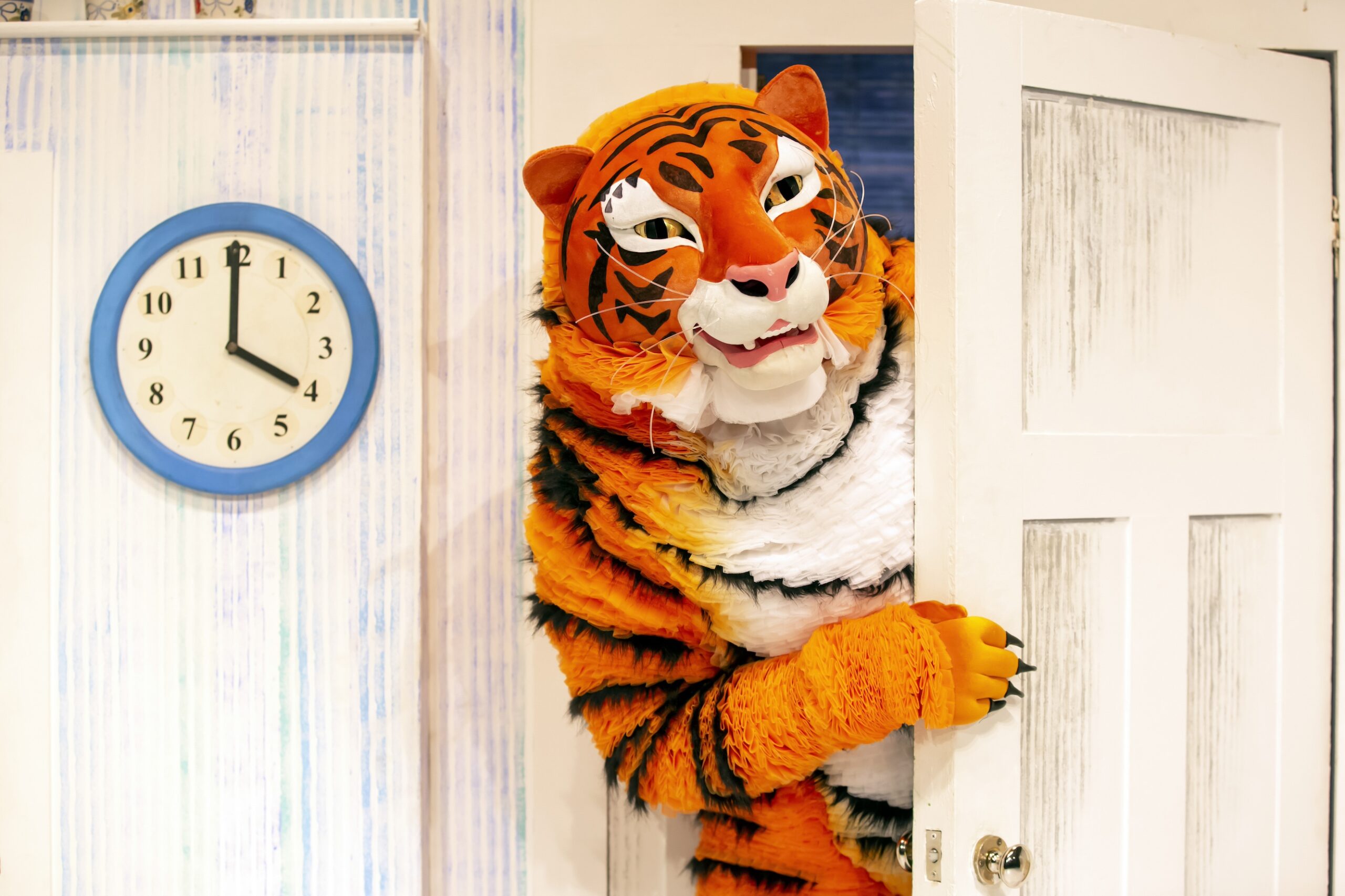 Tiger at the stage performance of the tiger who came to tea