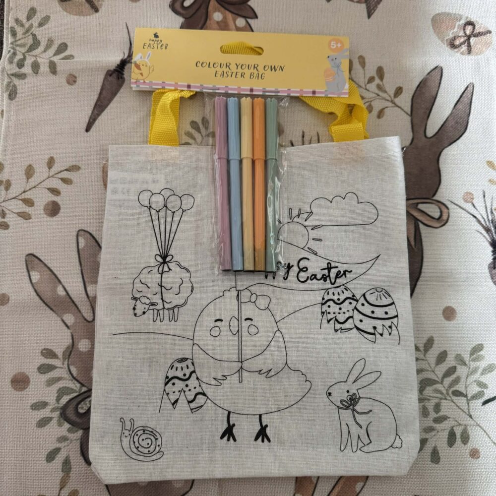 colour your own easter bag