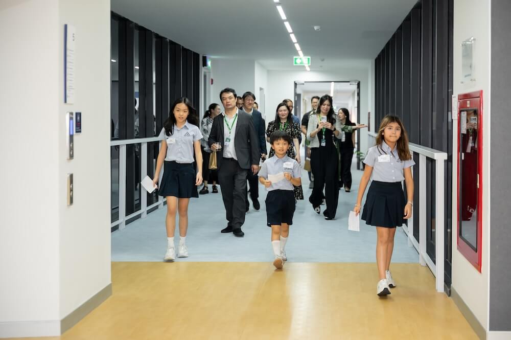 4. Student-led tours