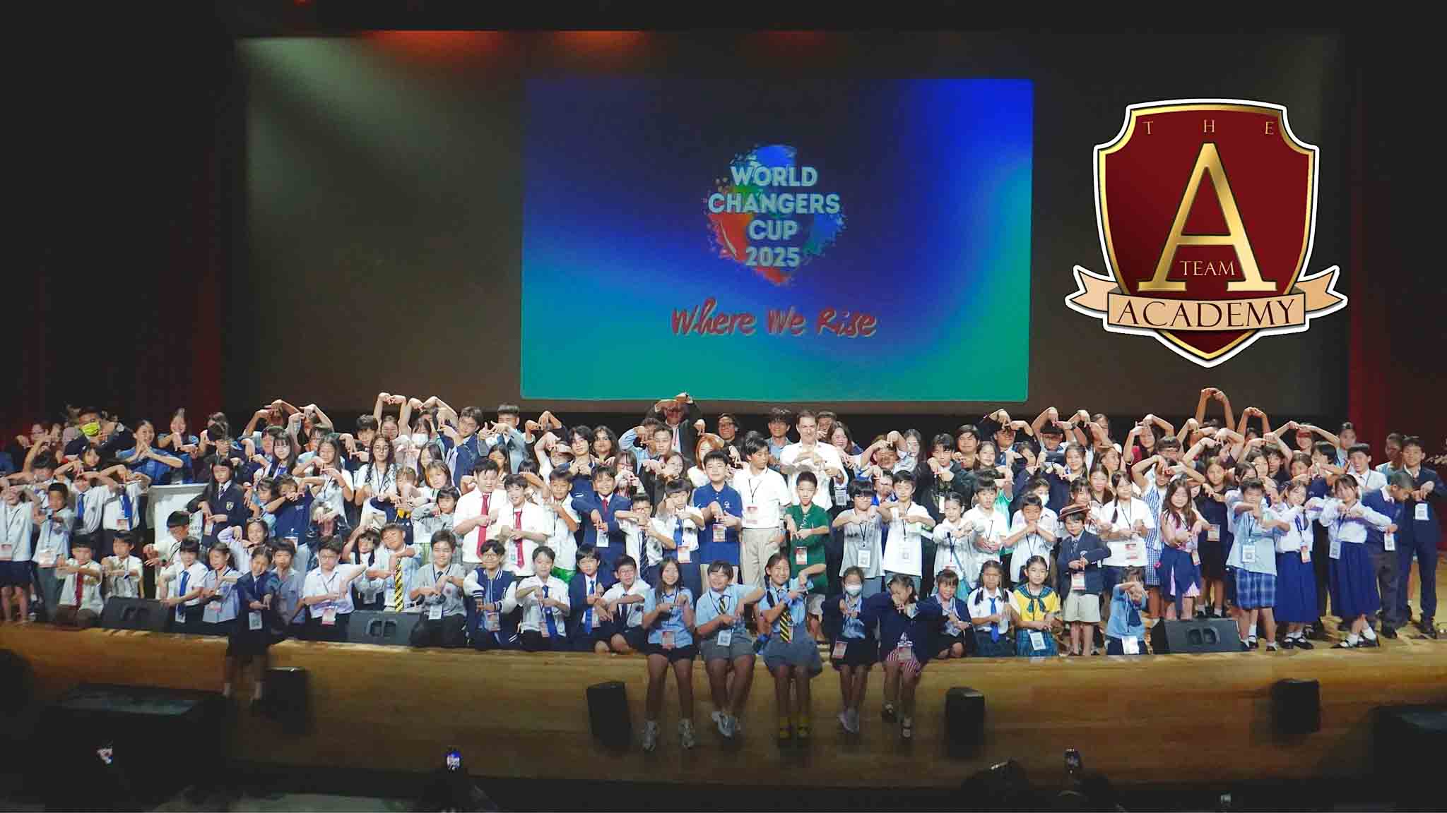 A Team group photo of participants